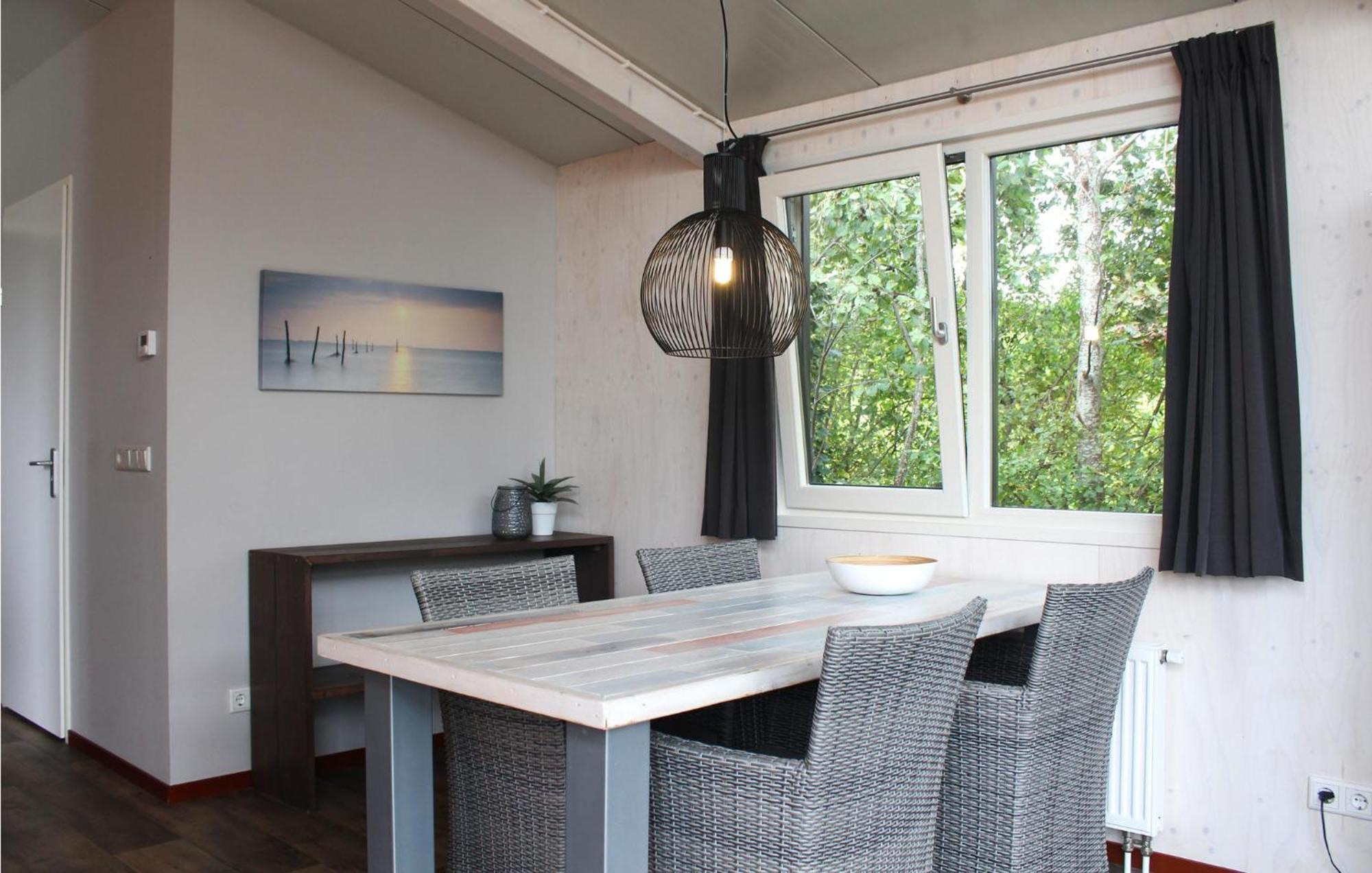 Beautiful Home In Sint-Annaland With Wifi Bagian luar foto